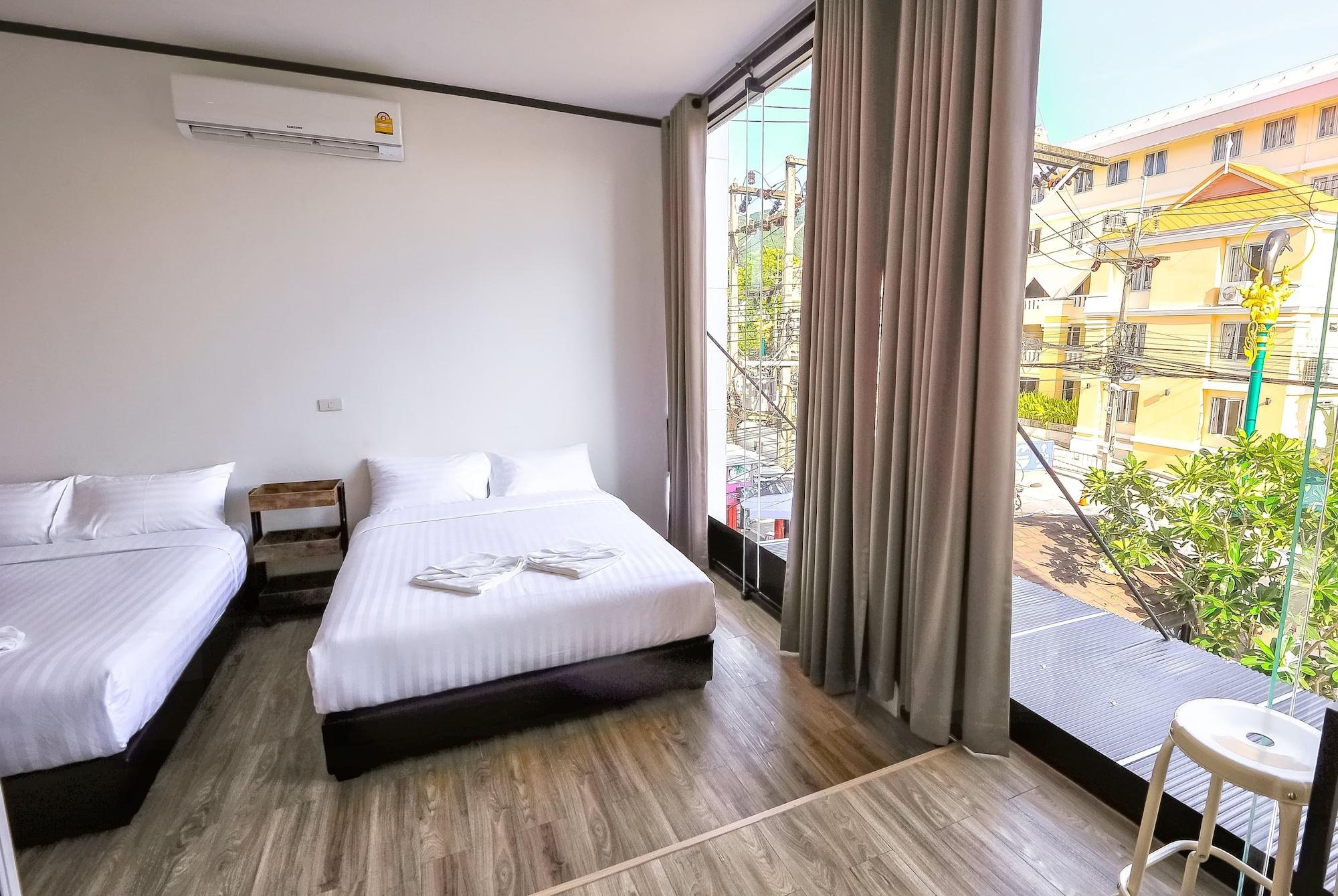 Glur Phuket Patong Beach Exterior photo